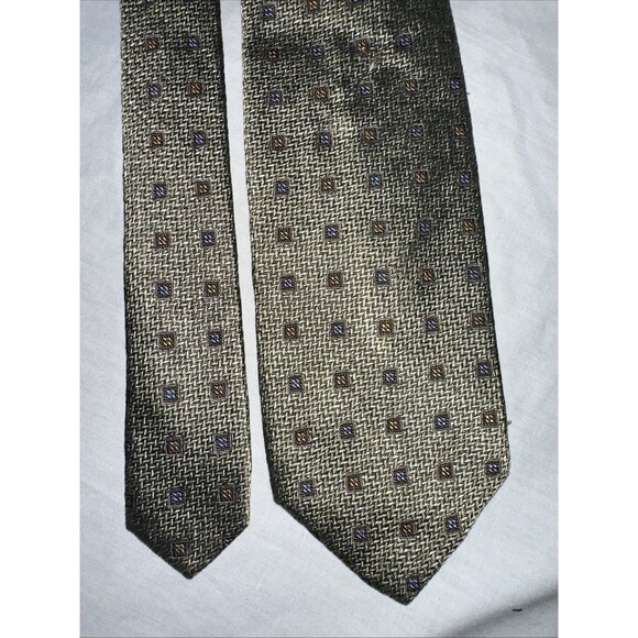 PERSONALITY Men's 100% Silk Necktie Tie Beige/Gold Geometric Barneys New York - Picture 4 of 11